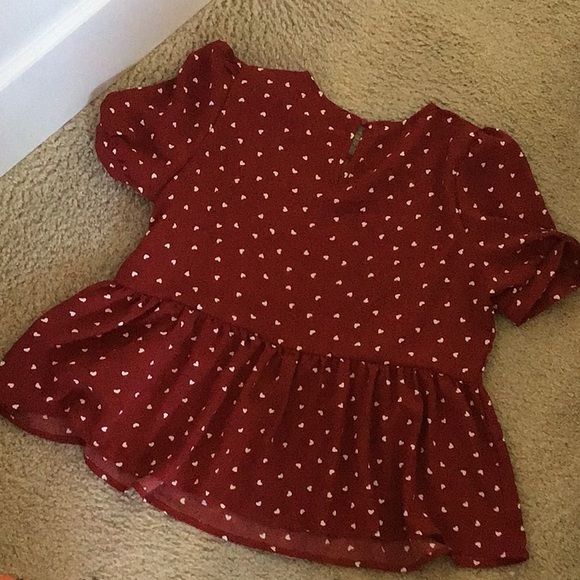 New, never worn SHEIN heart print puff sleeve peplum top, size medium - Picture 6 of 7